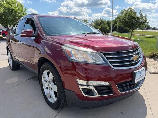 Red Tinted Clearcoat 2016 Chevrolet Traverse 1LT