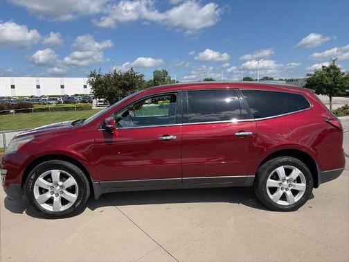 Red Tinted Clearcoat 2016 Chevrolet Traverse 1LT