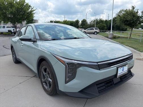 Haze 2025 Kia K4