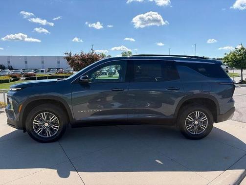 Lakeshore Blue Metallic 2026 Chevrolet Traverse LT