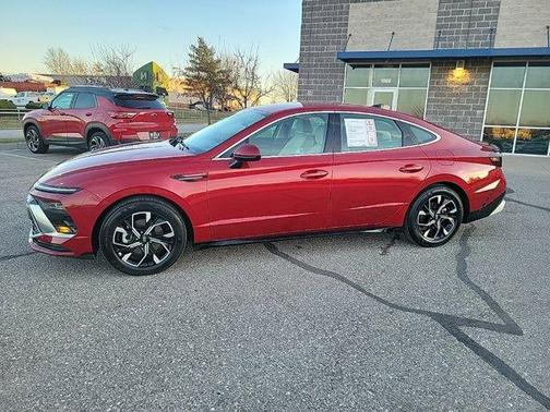 2025 Hyundai SONATA SEL