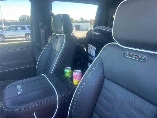 2024 GMC Sierra 2500 AT4X