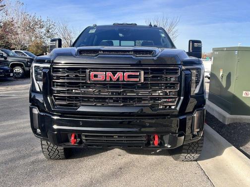 2024 GMC Sierra 2500 AT4X