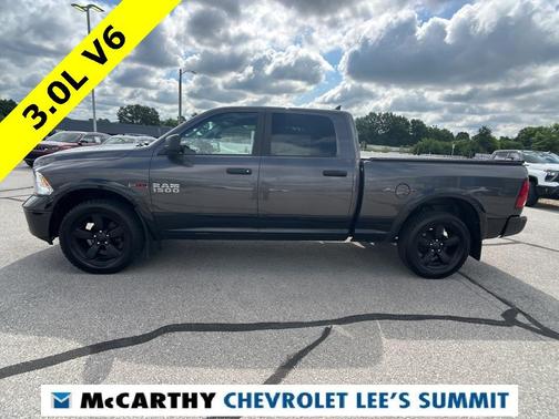 2018 RAM 1500 SLT