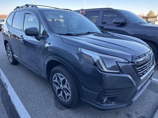 2023 Subaru Forester Premium