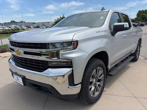 Silver Ice Metallic 2021 Chevrolet Silverado 1500 LT
