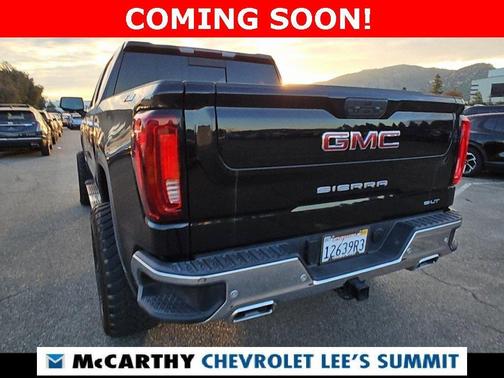 2022 GMC Sierra 1500 SLT