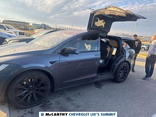 2022 Tesla Model X Base
