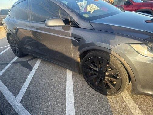 2022 Tesla Model X Base