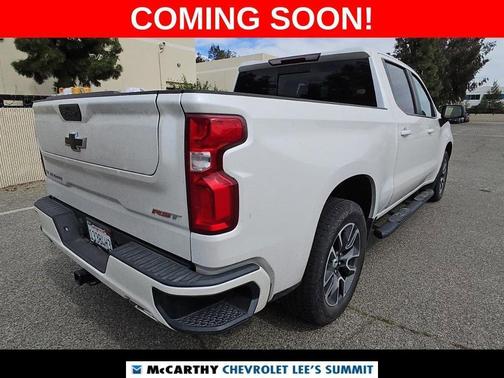 Iridescent Pearl Tricoat 2021 Chevrolet Silverado 1500 RST