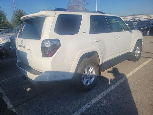 2024 Toyota 4Runner SR5