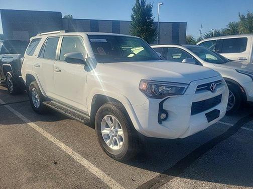 2024 Toyota 4Runner SR5