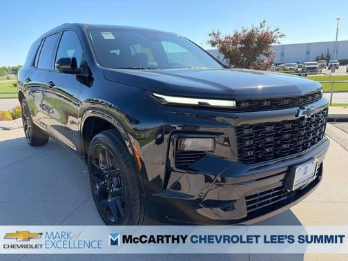 Mosaic Black Metallic 2026 Chevrolet Traverse RS