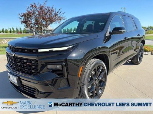 Mosaic Black Metallic 2026 Chevrolet Traverse RS