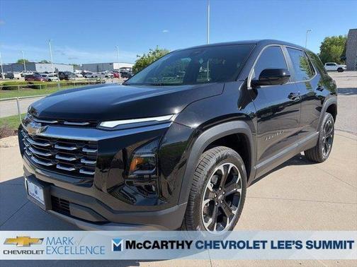 Mosaic Black Metallic 2026 Chevrolet Equinox LT
