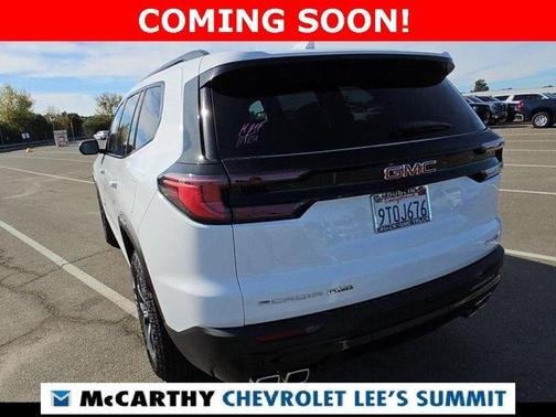 2025 GMC Acadia AT4