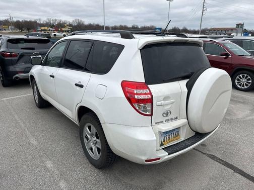 2009 Toyota RAV4 Base