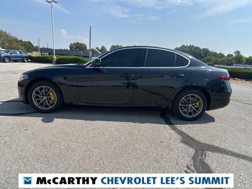 2018 Alfa Romeo Giulia Base