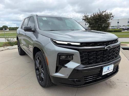 Sterling Gray Metallic 2026 Chevrolet Traverse RS