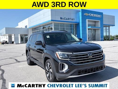 Deep Black Pearl Effect 2024 Volkswagen Atlas 2.0T SE