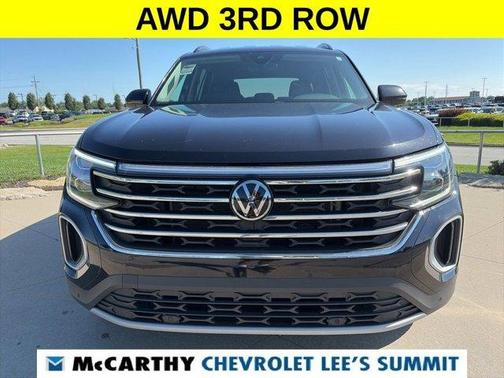 Deep Black Pearl Effect 2024 Volkswagen Atlas 2.0T SE
