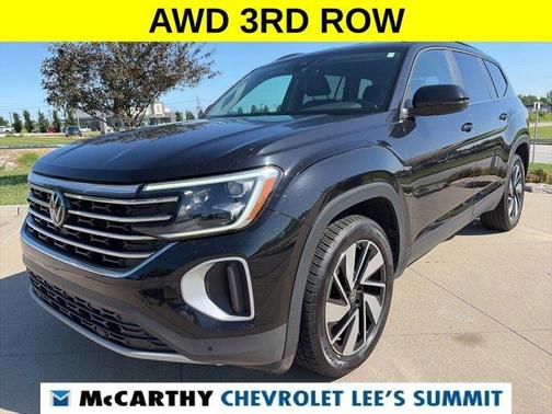 Deep Black Pearl Effect 2024 Volkswagen Atlas 2.0T SE