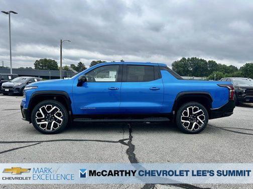 Rip Tide Blue 2025 Chevrolet Silverado EV RST