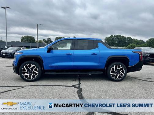 2025 Chevrolet Silverado EV RST