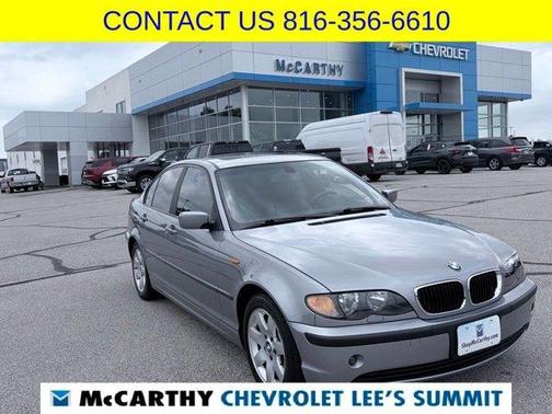 Silver Gray Metallic 2004 BMW 325 i
