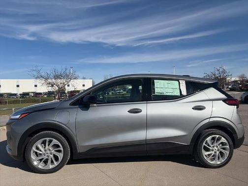 Sterling Gray Metallic 2027 Chevrolet Bolt LT