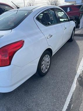 2016 Nissan Versa 1.6 SV