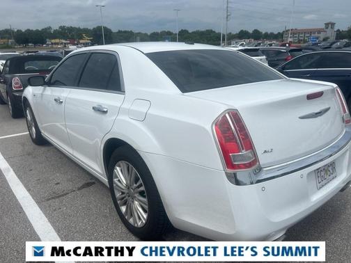 2014 Chrysler 300C Base