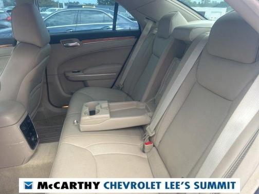2014 Chrysler 300C Base