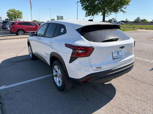 Summit White 2026 Chevrolet Trax LS