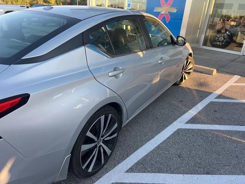 2019 Nissan Altima 2.5 SR