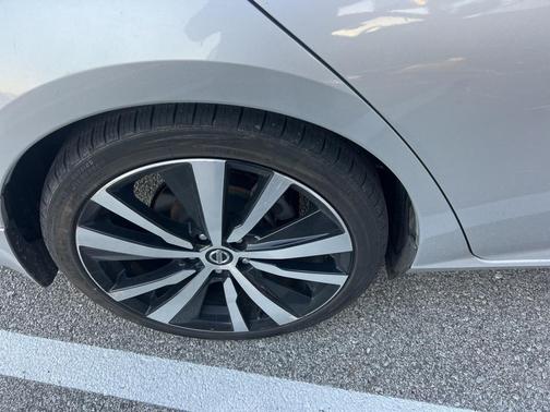 2019 Nissan Altima 2.5 SR
