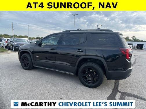 2022 GMC Acadia AT4