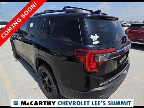 2022 GMC Acadia AT4
