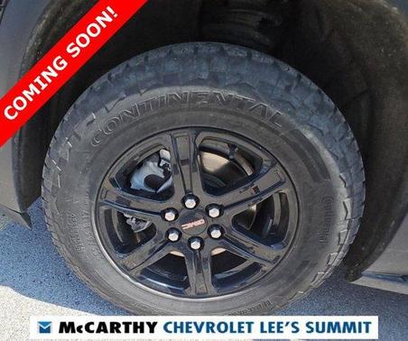 2022 GMC Acadia AT4