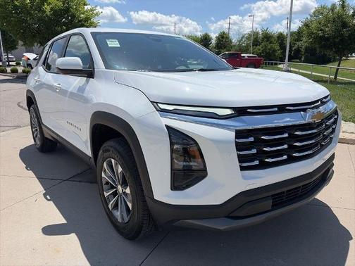 Summit White 2026 Chevrolet Equinox LT