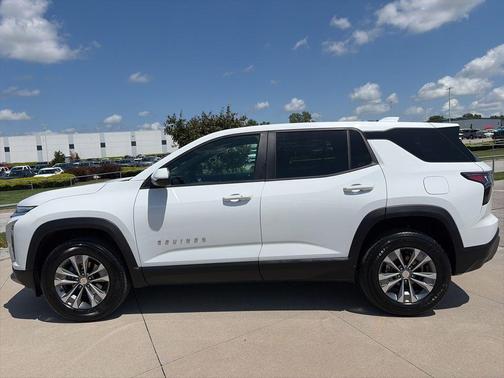 Summit White 2026 Chevrolet Equinox LT