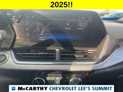 2025 Chevrolet Trax LT