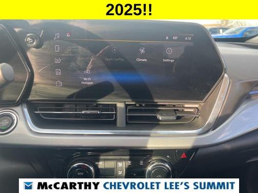 2025 Chevrolet Trax LT