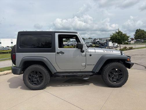 Billet Silver Metallic Clearcoat 2017 Jeep Wrangler Sport