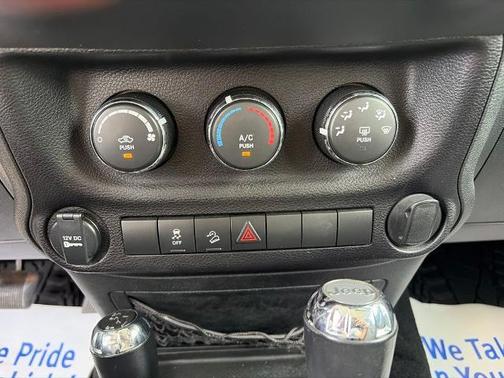 Billet Silver Metallic Clearcoat 2017 Jeep Wrangler Sport