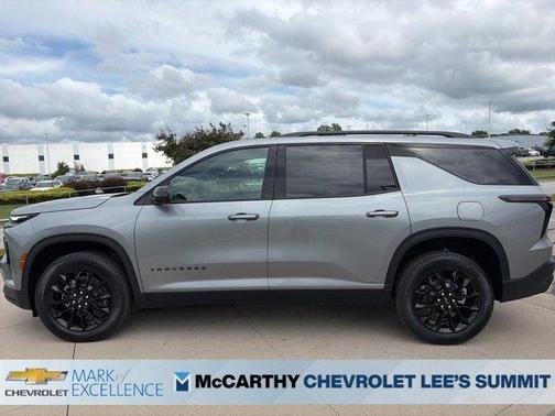 Sterling Gray Metallic 2026 Chevrolet Traverse LT