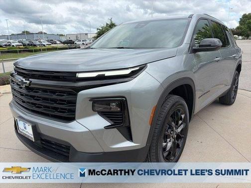 Sterling Gray Metallic 2026 Chevrolet Traverse LT