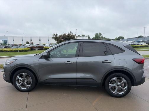 Gray Metallic 2025 Ford Escape ST-Line