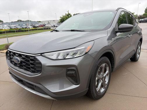 Gray Metallic 2025 Ford Escape ST-Line