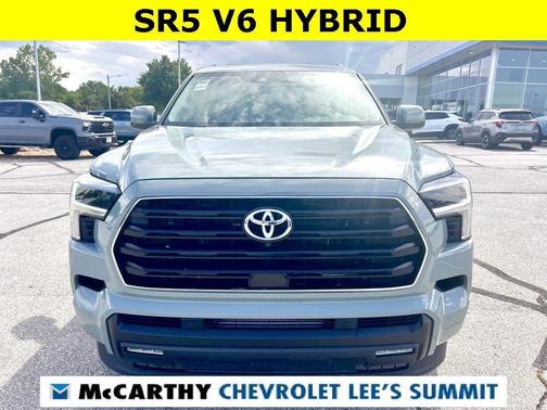 2024 Toyota Sequoia SR5